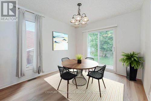 53 Thompson Drive, Guelph, ON - Indoor Photo Showing Dining Room