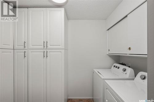 206 66 19Th Street W, Prince Albert, SK - Indoor Photo Showing Laundry Room