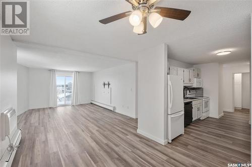 206 66 19Th Street W, Prince Albert, SK - Indoor Photo Showing Kitchen