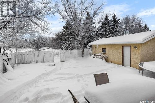 35 Hawkes Avenue, Regina, SK - Outdoor