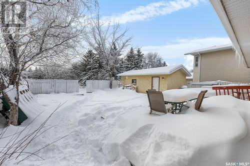 35 Hawkes Avenue, Regina, SK - Outdoor