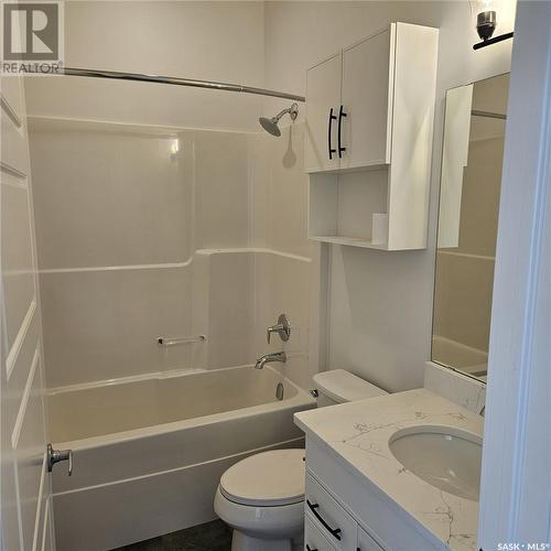 31 310 Evergreen Boulevard, Saskatoon, SK - Indoor Photo Showing Bathroom