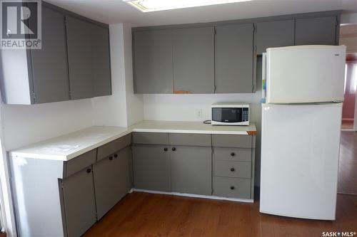 31 Lillooet Street W, Moose Jaw, SK - Indoor Photo Showing Kitchen