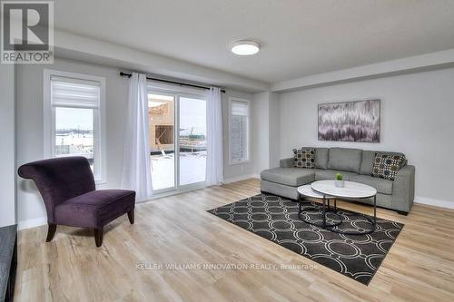 61 Wilkinson Avenue, Cambridge, ON - Indoor Photo Showing Living Room