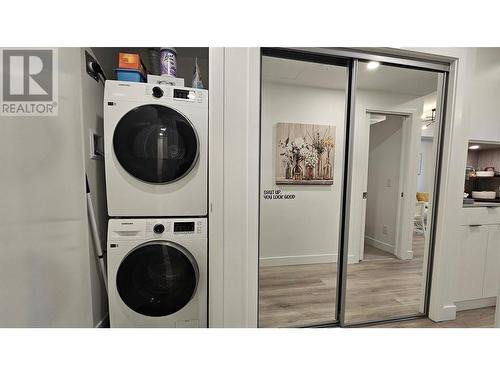 1488 Bertram Street Unit# 1301, Kelowna, BC - Indoor Photo Showing Laundry Room