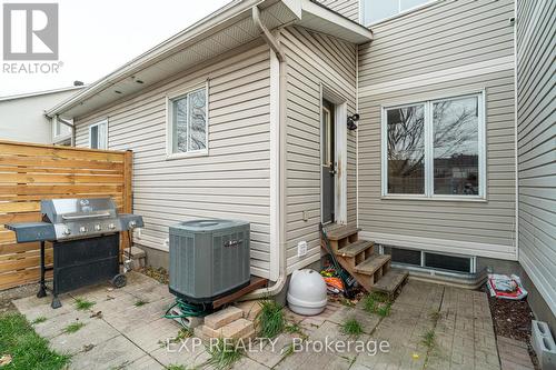 99 Locheland Crescent, Ottawa, ON 