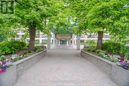 1109 - 310 Mill Street S, Brampton, ON - Outdoor