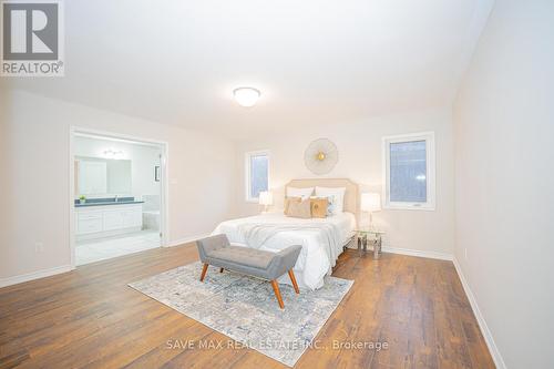 252 Shady Glen Crescent, Kitchener, ON - Indoor Photo Showing Bedroom