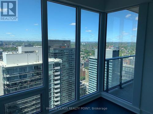 4706 - 115 Blue Jays Way, Toronto, ON - Indoor Photo Showing Other Room