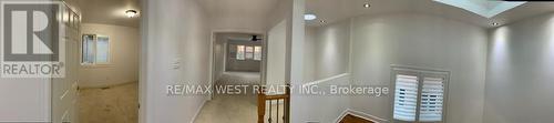 7340 Zinnia Place, Mississauga, ON - Indoor