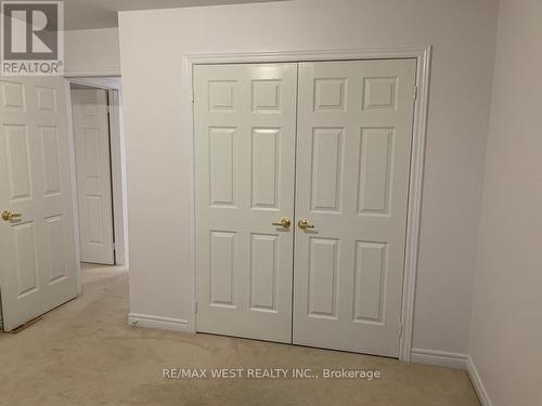 7340 Zinnia Place, Mississauga, ON - Indoor Photo Showing Other Room