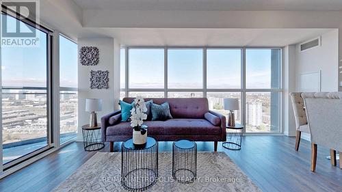 2305 - 30 Meadowglen Place, Toronto, ON - Indoor Photo Showing Living Room