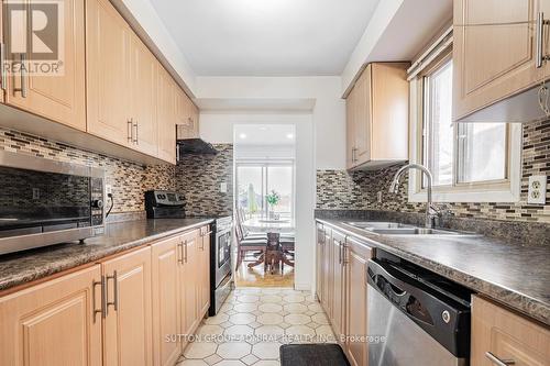 52 New Seabury Drive, Vaughan, ON - Indoor Photo Showing Kitchen With Double Sink