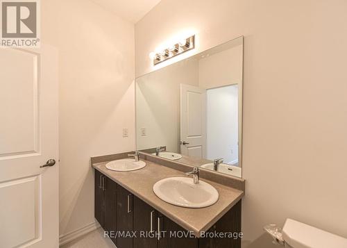 59 Wyn Wood Lane, Orillia, ON - Indoor Photo Showing Bathroom