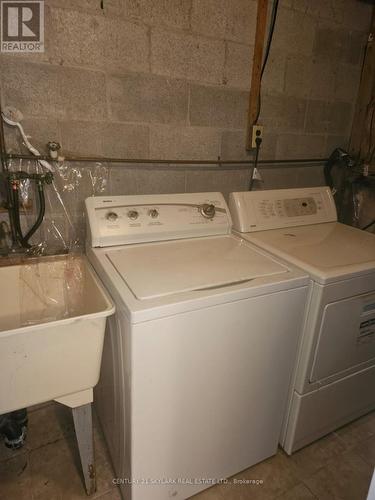 47 Carleton Place, Brampton, ON - Indoor Photo Showing Laundry Room