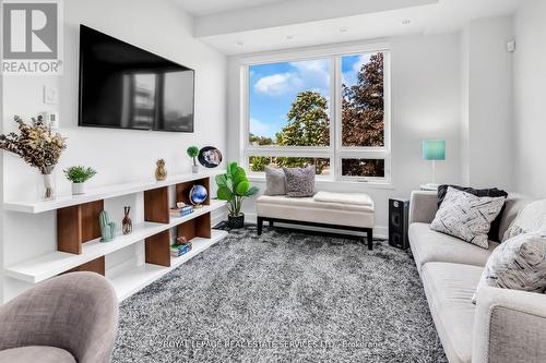 308 - 1130 Briar Hill Avenue, Toronto, ON - Indoor Photo Showing Living Room