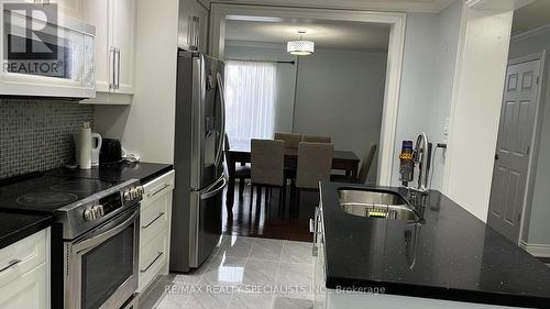 62 Camberley Crescent, Brampton, ON - Indoor Photo Showing Kitchen With Double Sink