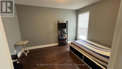 62 Camberley Crescent, Brampton, ON - Indoor Photo Showing Bedroom