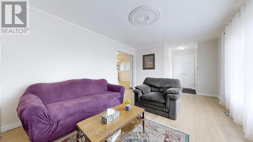 25 Fraser Avenue, Brampton, ON - Indoor Photo Showing Living Room