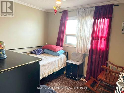 62 Kay Drive, Toronto, ON - Indoor Photo Showing Bedroom