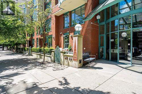 1710 939 Homer Street, Vancouver, BC - Outdoor