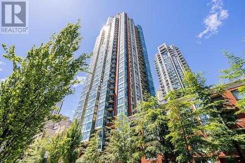 1710 939 Homer Street, Vancouver, BC - Outdoor With Facade