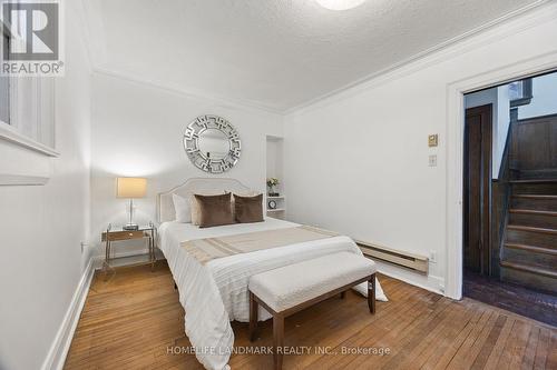 107 Lake Shore Drive, Toronto, ON - Indoor Photo Showing Bedroom