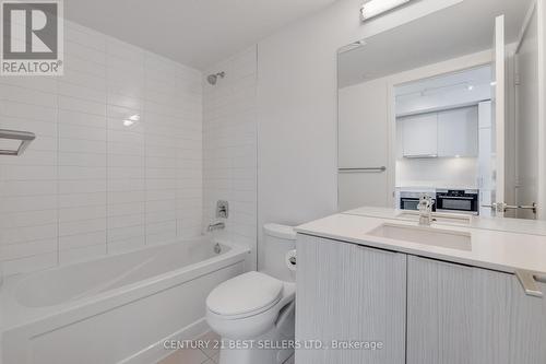 619 - 158 Front Street E, Toronto, ON - Indoor Photo Showing Bathroom