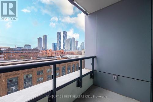 619 - 158 Front Street E, Toronto, ON - Outdoor With View