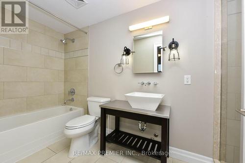 803 - 3840 Bathurst Street, Toronto, ON - Indoor Photo Showing Bathroom