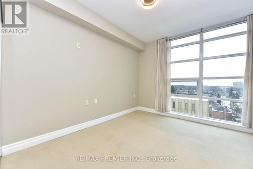 803 - 3840 Bathurst Street, Toronto, ON - Indoor Photo Showing Other Room