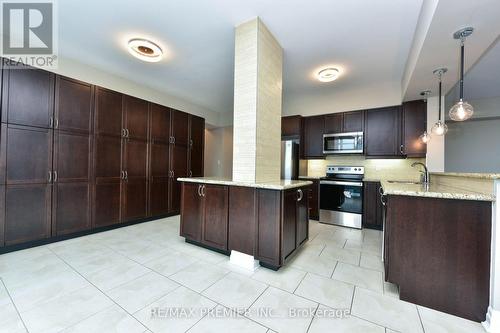 803 - 3840 Bathurst Street, Toronto, ON - Indoor Photo Showing Kitchen