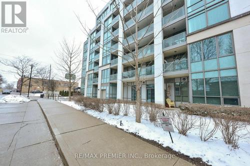 803 - 3840 Bathurst Street, Toronto, ON - Outdoor