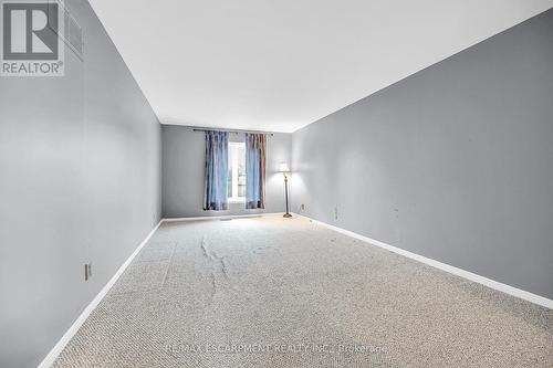 1281 Abbey Court, Burlington, ON - Indoor Photo Showing Other Room