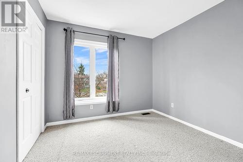 1281 Abbey Court, Burlington, ON - Indoor Photo Showing Other Room