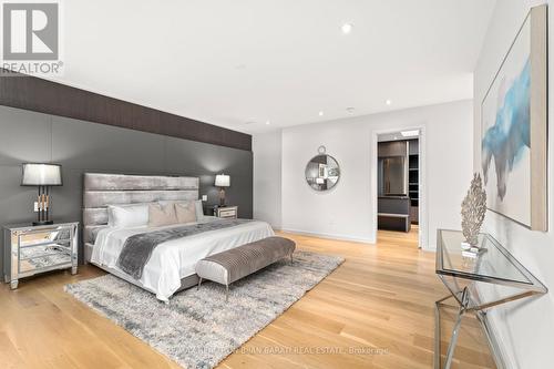 8 Ravenscroft Circle, Toronto, ON - Indoor Photo Showing Bedroom