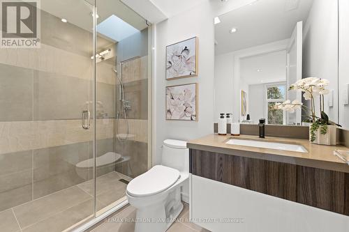 8 Ravenscroft Circle, Toronto, ON - Indoor Photo Showing Bathroom