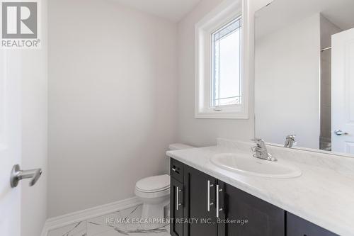 49 - 19 Picardy Drive, Hamilton, ON - Indoor Photo Showing Bathroom