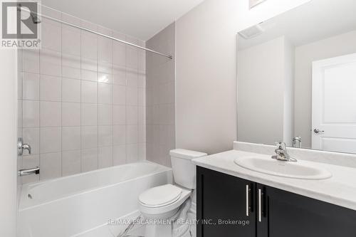 49 - 19 Picardy Drive, Hamilton, ON - Indoor Photo Showing Bathroom