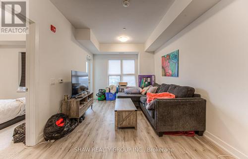 416 - 110 Fergus Avenue, Kitchener, ON - Indoor Photo Showing Living Room