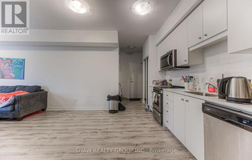 416 - 110 Fergus Avenue, Kitchener, ON - Indoor Photo Showing Kitchen