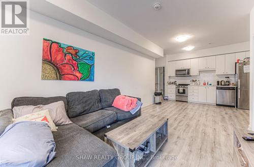 416 - 110 Fergus Avenue, Kitchener, ON - Indoor Photo Showing Kitchen