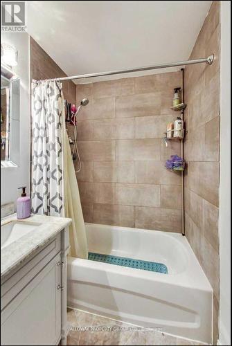 24 - 286 Westcourt Place, Waterloo, ON - Indoor Photo Showing Bathroom