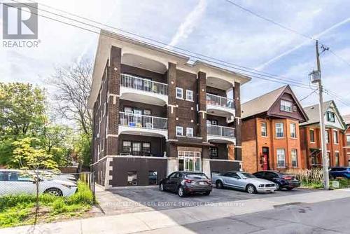 15 Ontario Avenue, Hamilton, ON - Outdoor With Facade