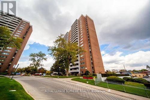 105 - 270 Scarlett Road, Toronto, ON - Outdoor With Facade