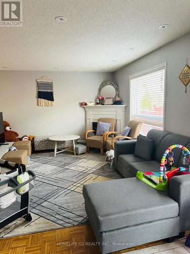 47 Madronna Gardens, Brampton, ON - Indoor Photo Showing Living Room