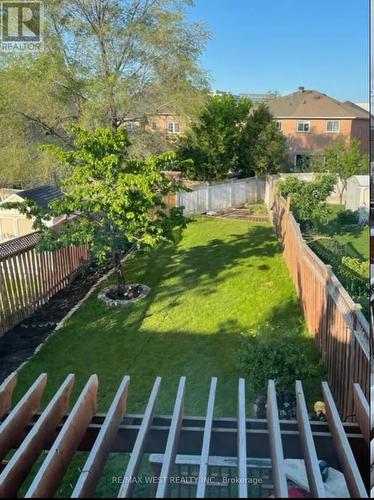 Main - 6892 Old Creditview Road, Mississauga, ON - Outdoor With Backyard