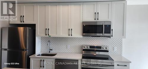 306 - 480 Gordon Krantz Avenue, Milton, ON - Indoor Photo Showing Kitchen