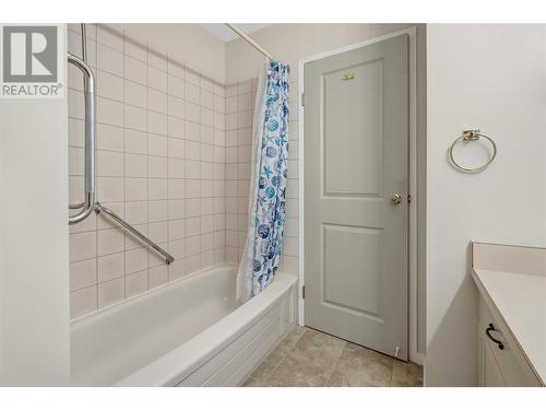 2235 Baskin Street Unit# 116, Penticton, BC - Indoor Photo Showing Bathroom