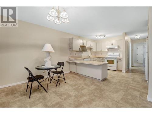 2235 Baskin Street Unit# 116, Penticton, BC - Indoor Photo Showing Kitchen